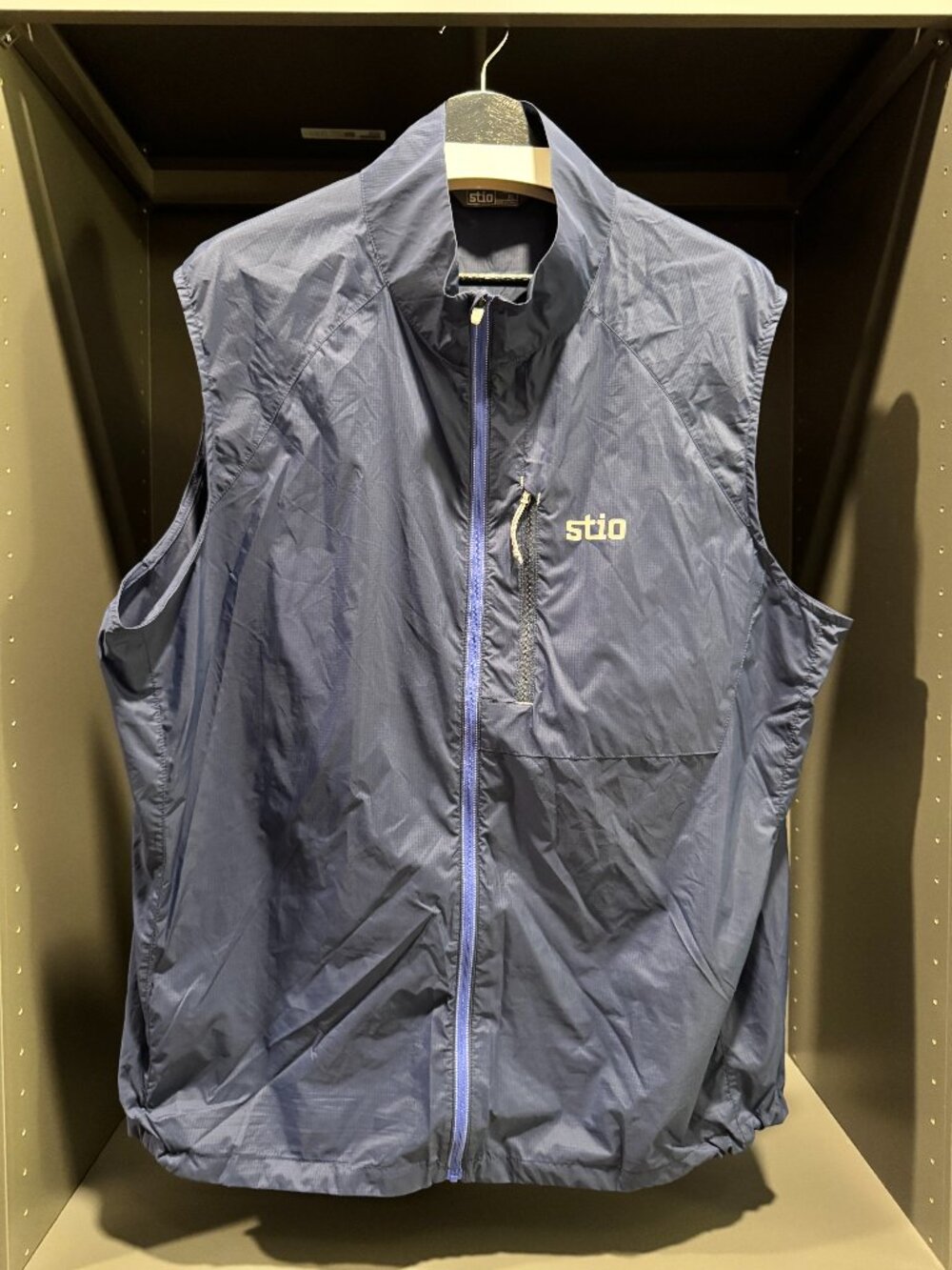Stio Second Light Vest Men’s Navy Packable Running Hiking Wind Vest